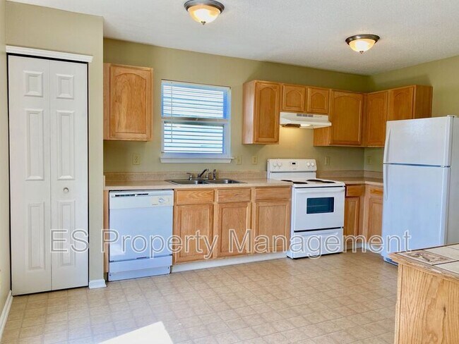 Building Photo - 1954 Angel Tear Ct