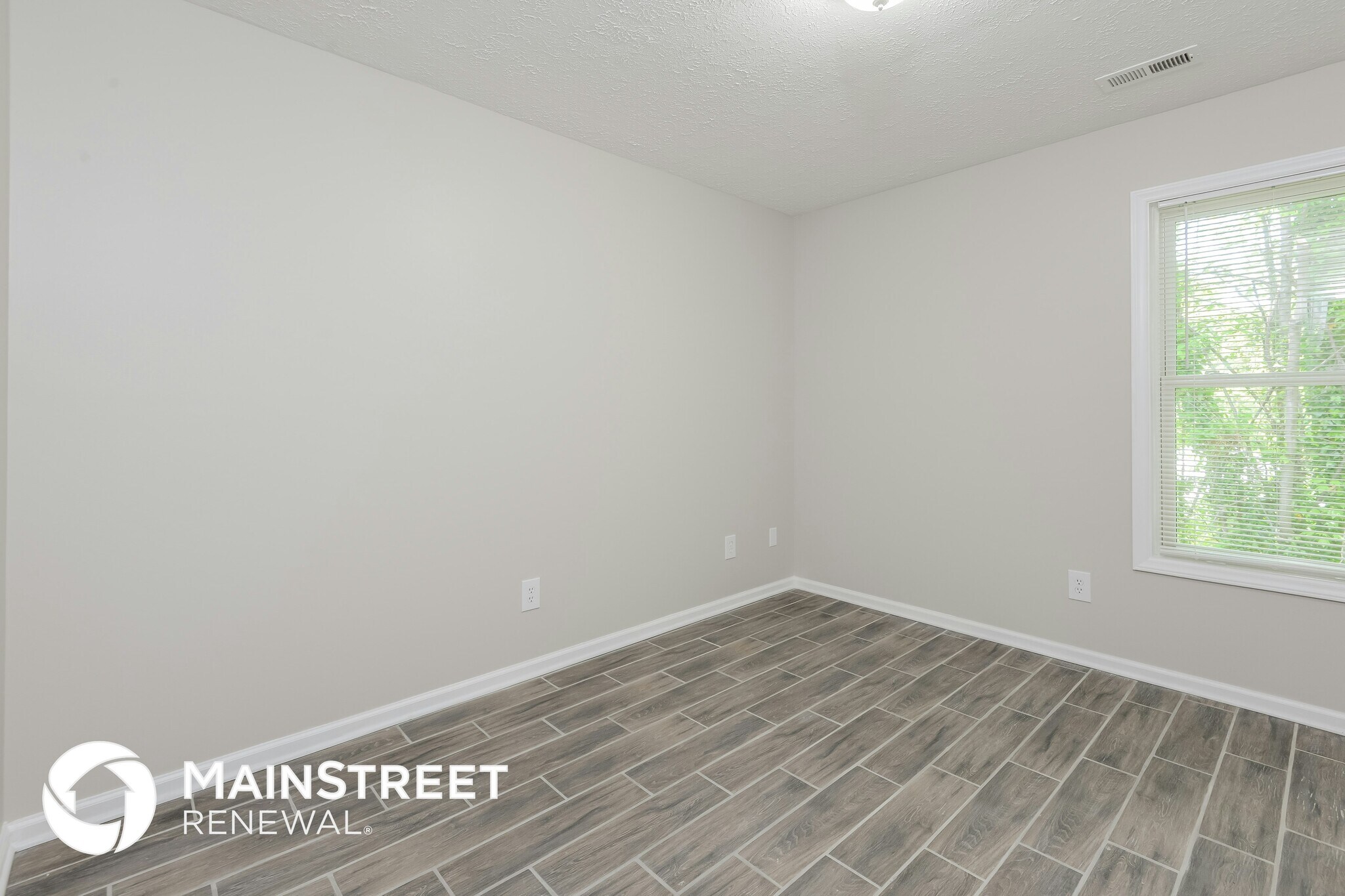 Building Photo - 4148 Sunflower Cir