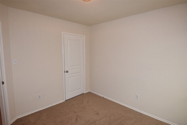 Building Photo - 16807 Mammoth Springs Dr
