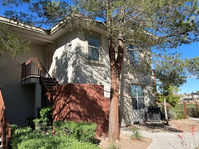 Building Photo - Summerlin - Gated - off Town Center