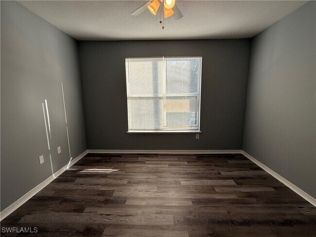 Building Photo - 11550 Villa Grand