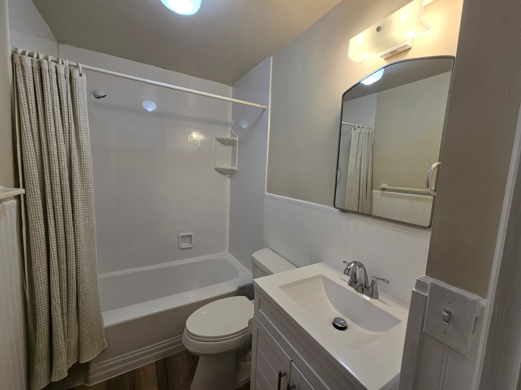 Bathroom - 8810 Portage Rd