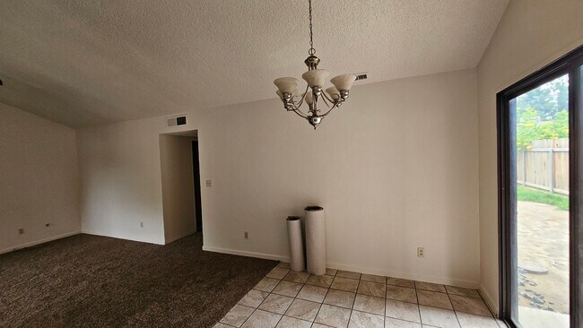 Building Photo - Coming Soon 3 bd 2 ba Townhome