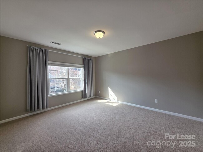 Building Photo - 3320 Keady Mill Loop