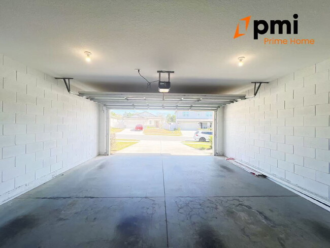 Building Photo - 2135 Huntsman Rdg Rd