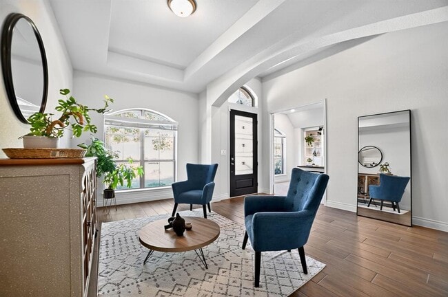 Building Photo - 1904 Woolsey Wy