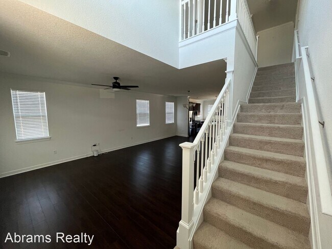 Building Photo - 4 br, 3.5 bath House - 1700 Paulet Drive