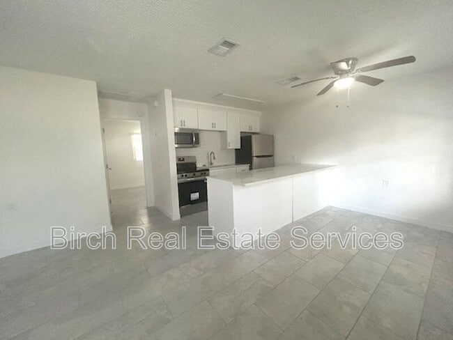 Building Photo - 5344 Cotee River Dr