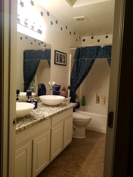 Building Photo - 2148 E Rio Vistoso Ln