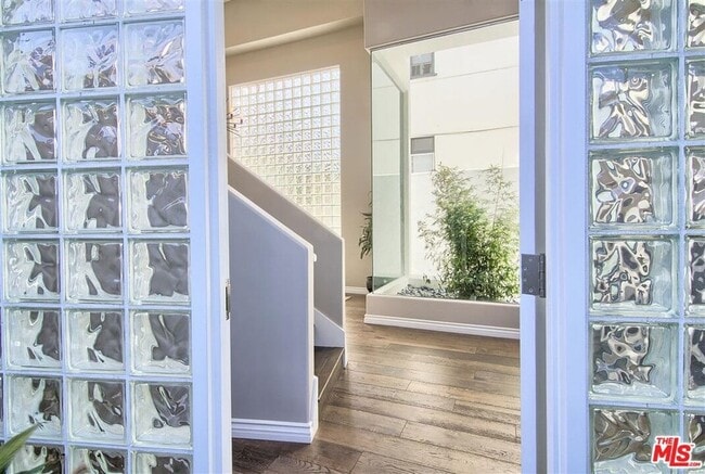 Building Photo - 2906 2nd St