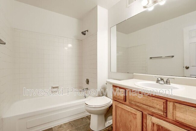 Building Photo - 11971 E Harvard Ave