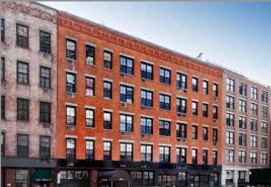 Building Photo - 324 Pearl St