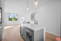 Building Photo - 3232 S Barrington Ave