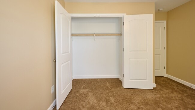 Building Photo - Special: 2BR, 1 1/2BA townhome. (Do not ap...