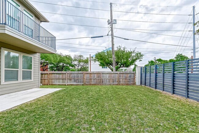 Building Photo - 3103 Briarwood Point Pl