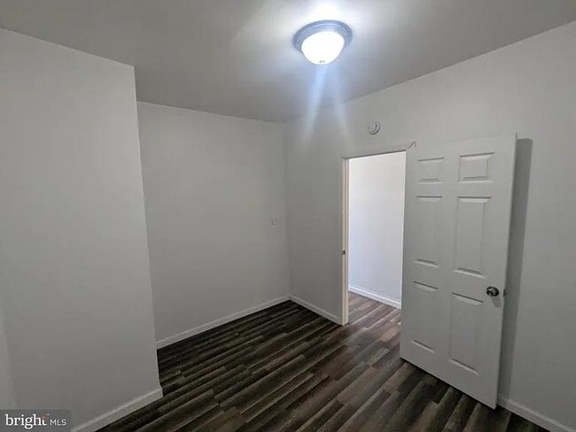 Building Photo - 430 S Smallwood St