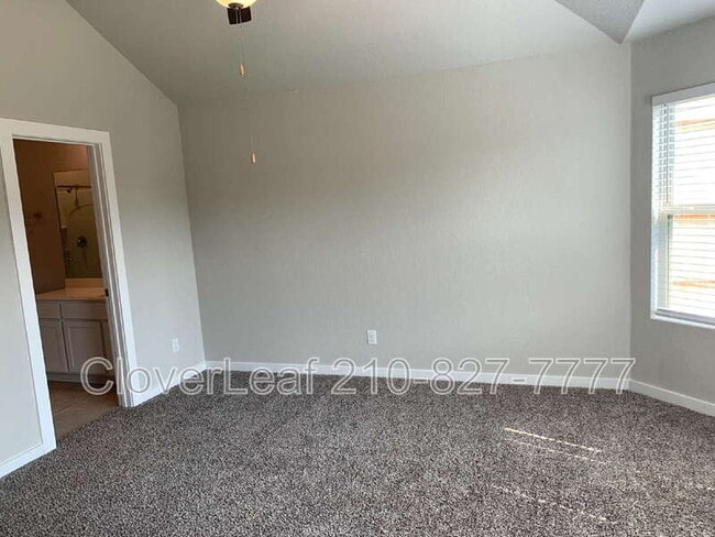 Building Photo - 708 Stonemanor Bay