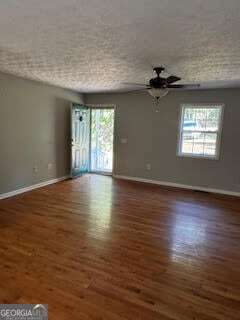 Building Photo - 713 Ridgeview Dr