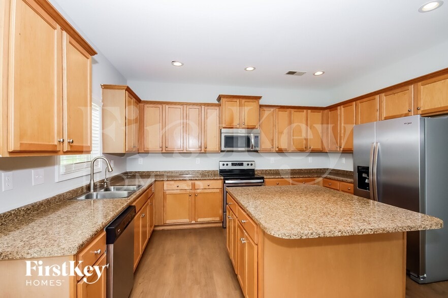 Building Photo - 11818 Sidney Crest Ave