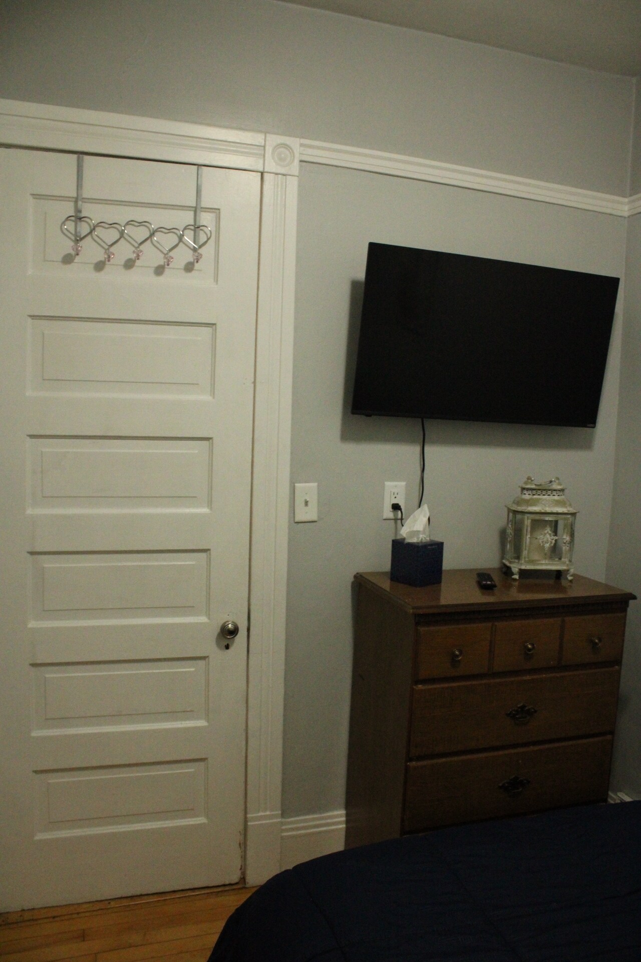 Building Photo - 2621 S Howell Ave