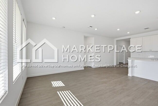 Building Photo - 3526 Fox Vly Ln