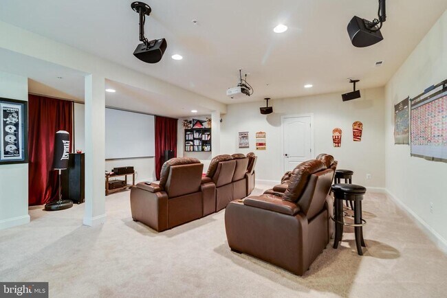 Building Photo - 39929 Grandview Haven Dr
