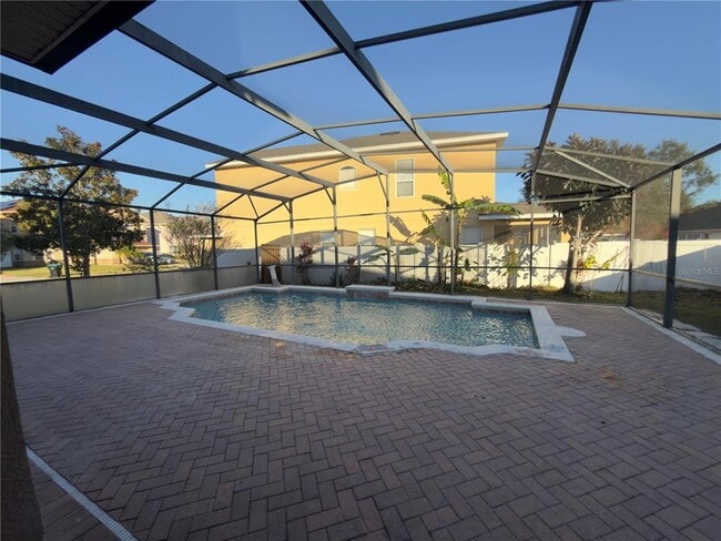 Building Photo - 1927 White Heron Bay Cir