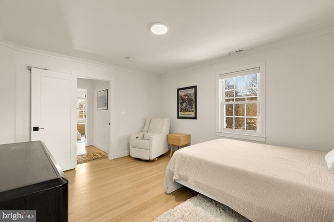 Building Photo - 4105 17th St NW