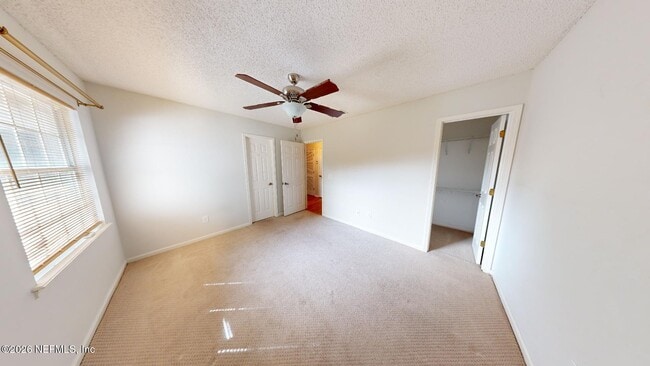 Building Photo - 11645 Lazy Willow Ln