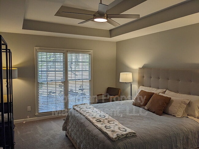 Building Photo - 180 Twin Creek Ct