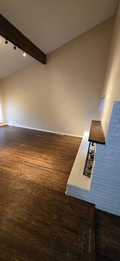 Building Photo - Spacious 4BR3BA House in Aurora