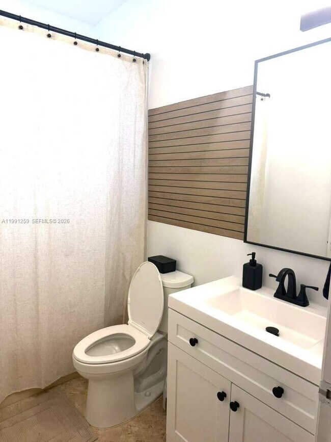 Building Photo - 15391 SW 17th Terrace