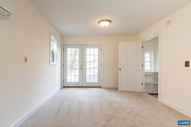 Building Photo - 1718 Rugby Ave