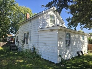 Building Photo - 430 Stratford Ave
