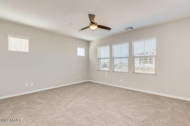Building Photo - 1800 S Follett Way