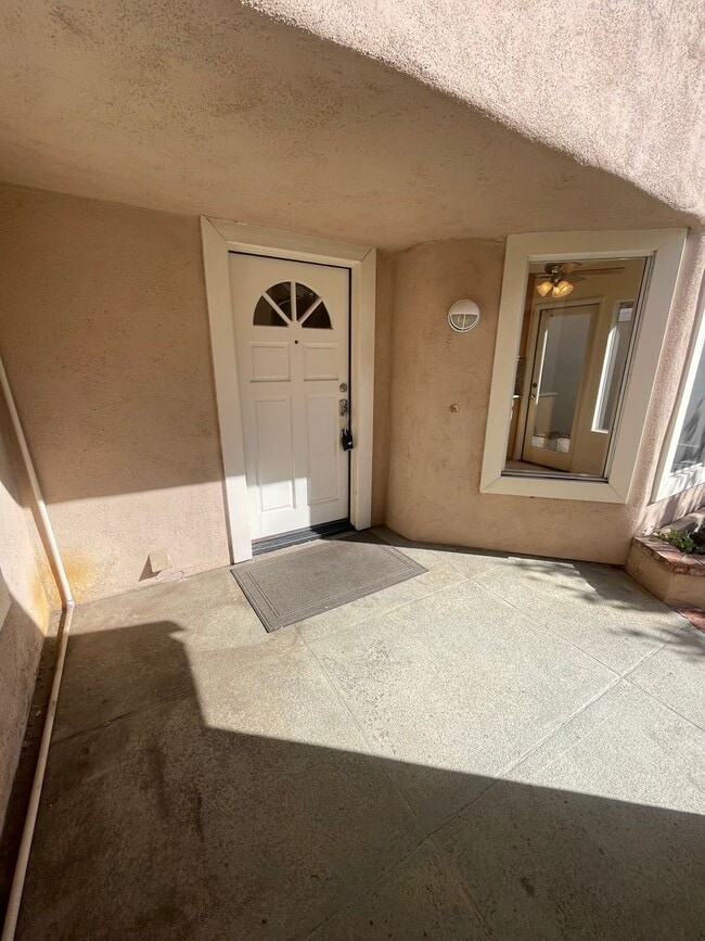 Building Photo - Spacious 2 Bed, 2 Bath House in Prestigious Coto de Caza For Rent!