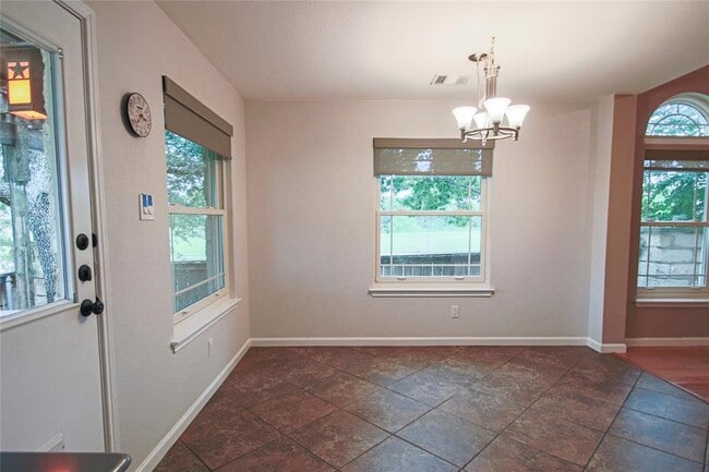 Building Photo - 1109 Traci Michelle Dr