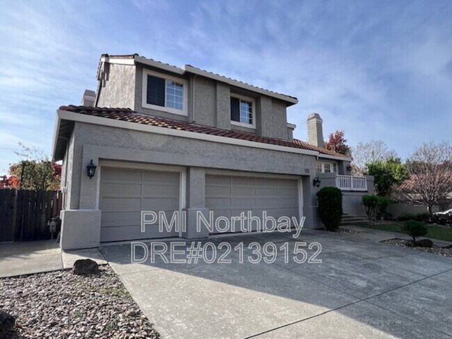 Building Photo - 3213 Hilton Head Dr