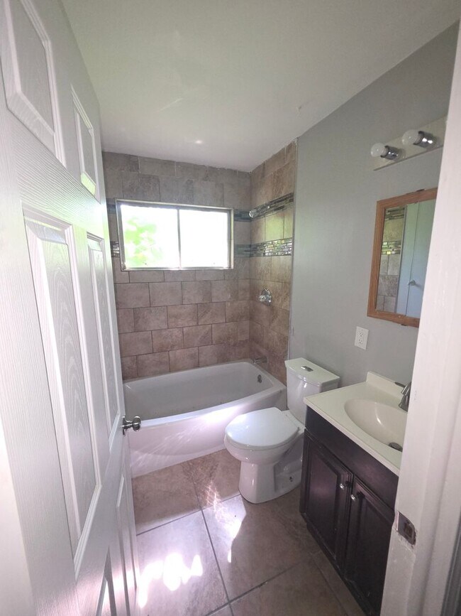 Building Photo - LIMITED TIME**1/2 OFF DEPOSIT**