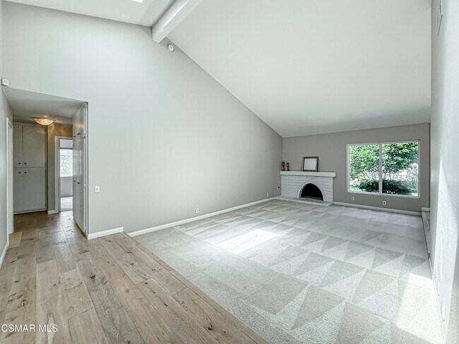 Building Photo - 360 N Greenmeadow Ave