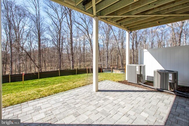 Building Photo - 4932 Trail Vista Ln
