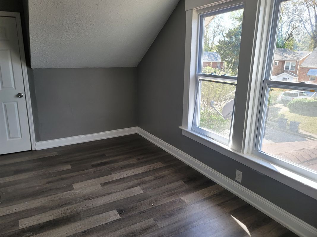 Building Photo - 3726 Avondale Ave