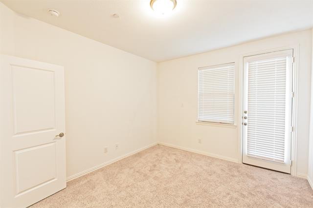 Building Photo - 3116 Gaylord Dr