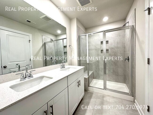 Building Photo - 3940 Shider Ln