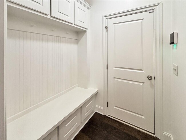 Building Photo - 119 Still Pine Bend