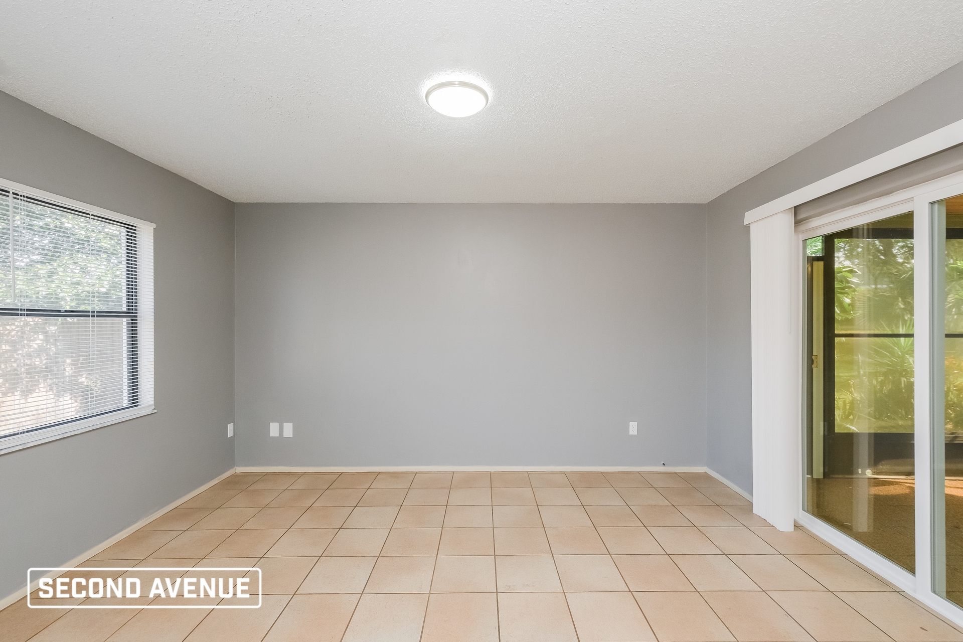 Building Photo - 7231 Box Elder DR