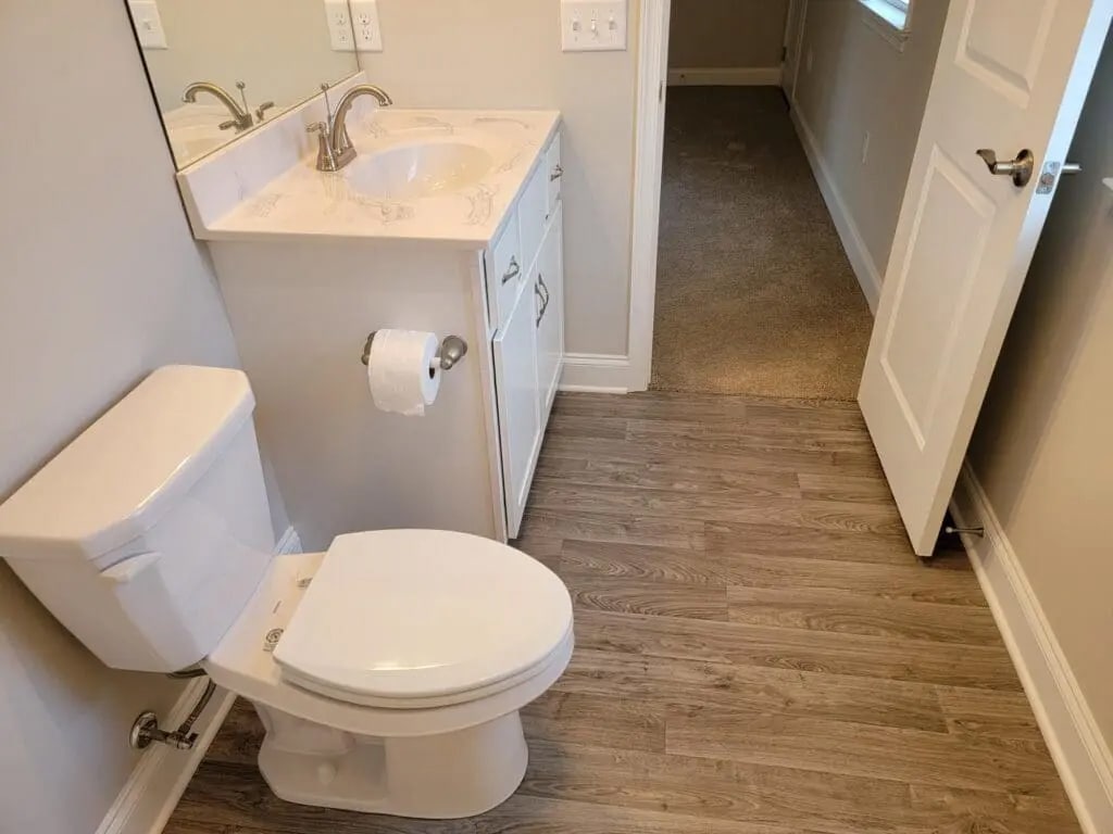 Building Photo - 605 White Chapel Rd