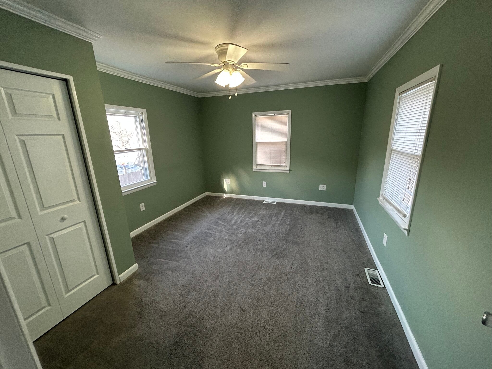 Building Photo - 22 Princeton Ave