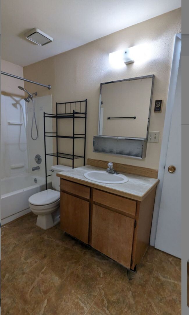 Building Photo - 309 S 300 W