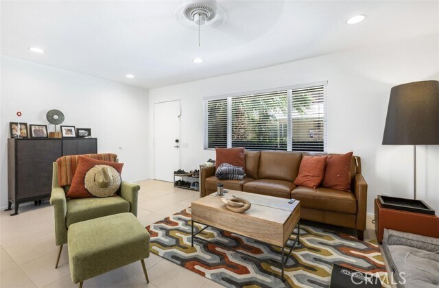 Building Photo - 555 S Thornhill Rd